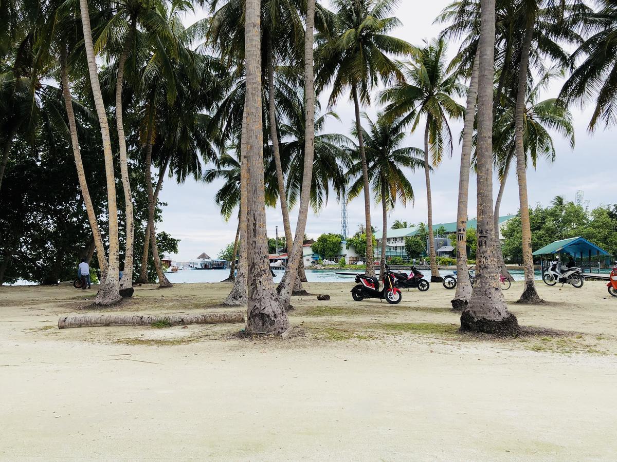 Sunset Holidays Huraa Buitenkant foto
